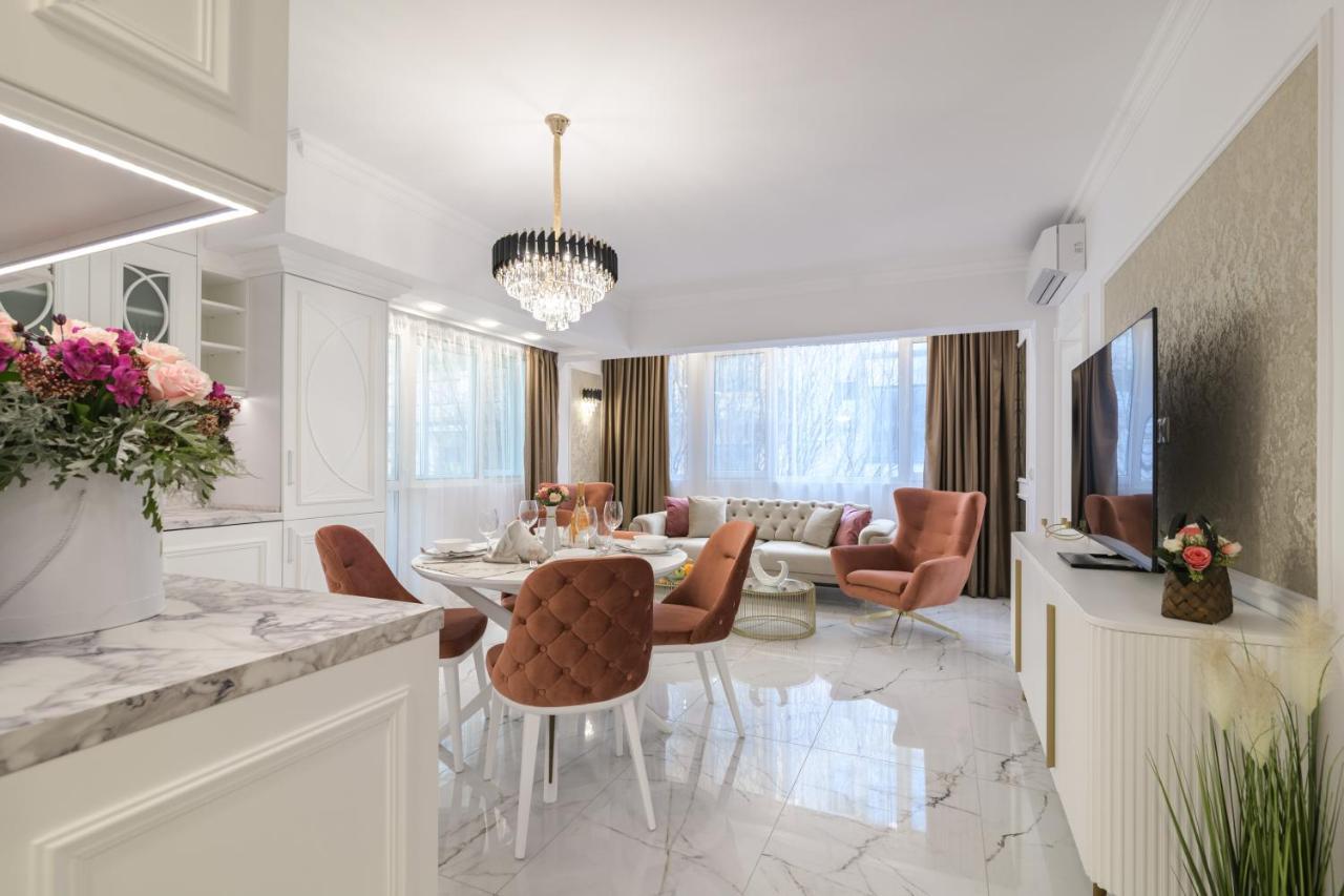 Лукс На Море Luxury Apartment In Downtown With Garage Varna Exteriör bild